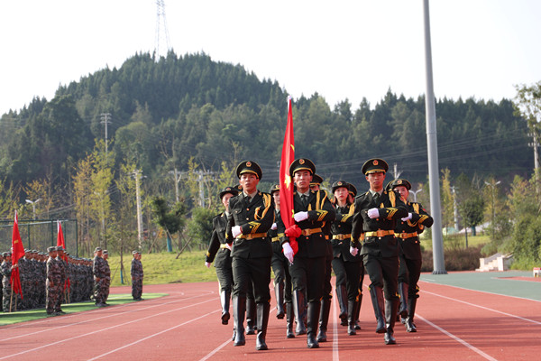 潮起海天阔，扬帆正当时 | 我院举行2021级新生开学典礼暨军训动员大会