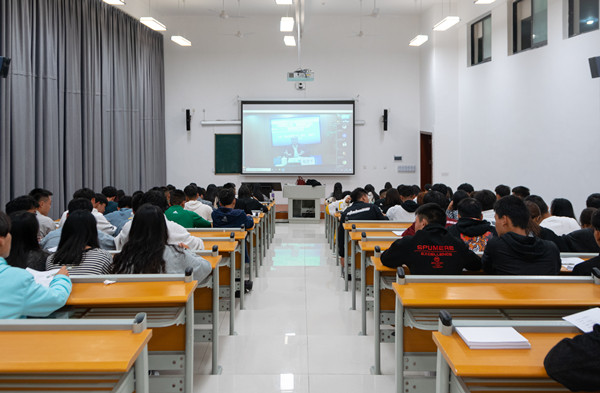 学院院长寄语青年 | 立报国之志 练报国之才 践报国之行